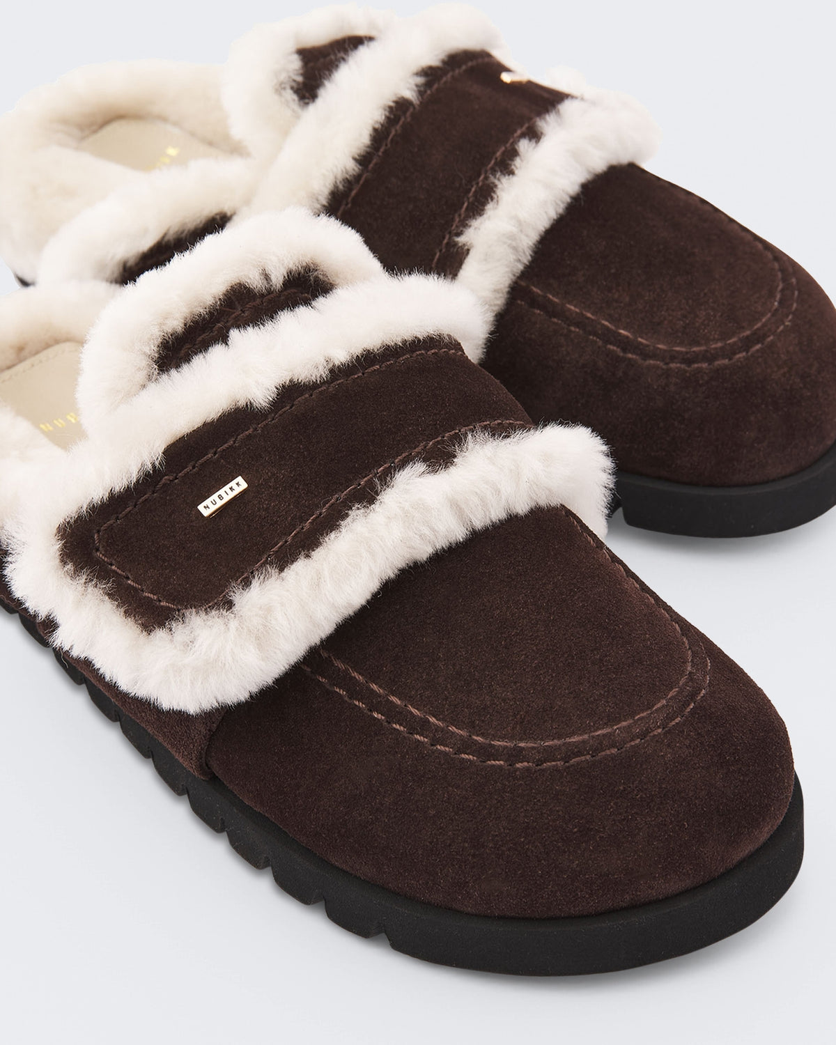 Women's Teddy Furry sneaker met bont Brown