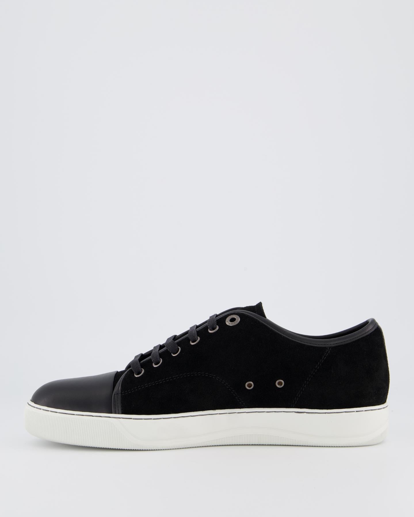 Men Suede and nappa captoe low to