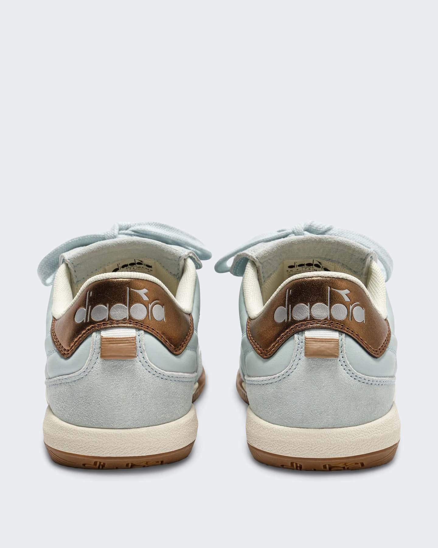 Dames Gold Indoor Metal