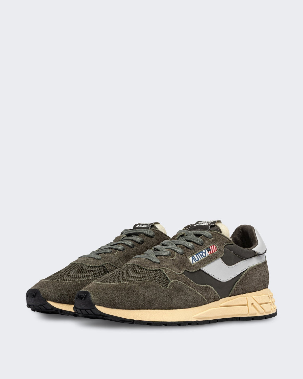 Autry Heren Reelwind Low sneakers suède Olijfgroen - Eleganza.nl