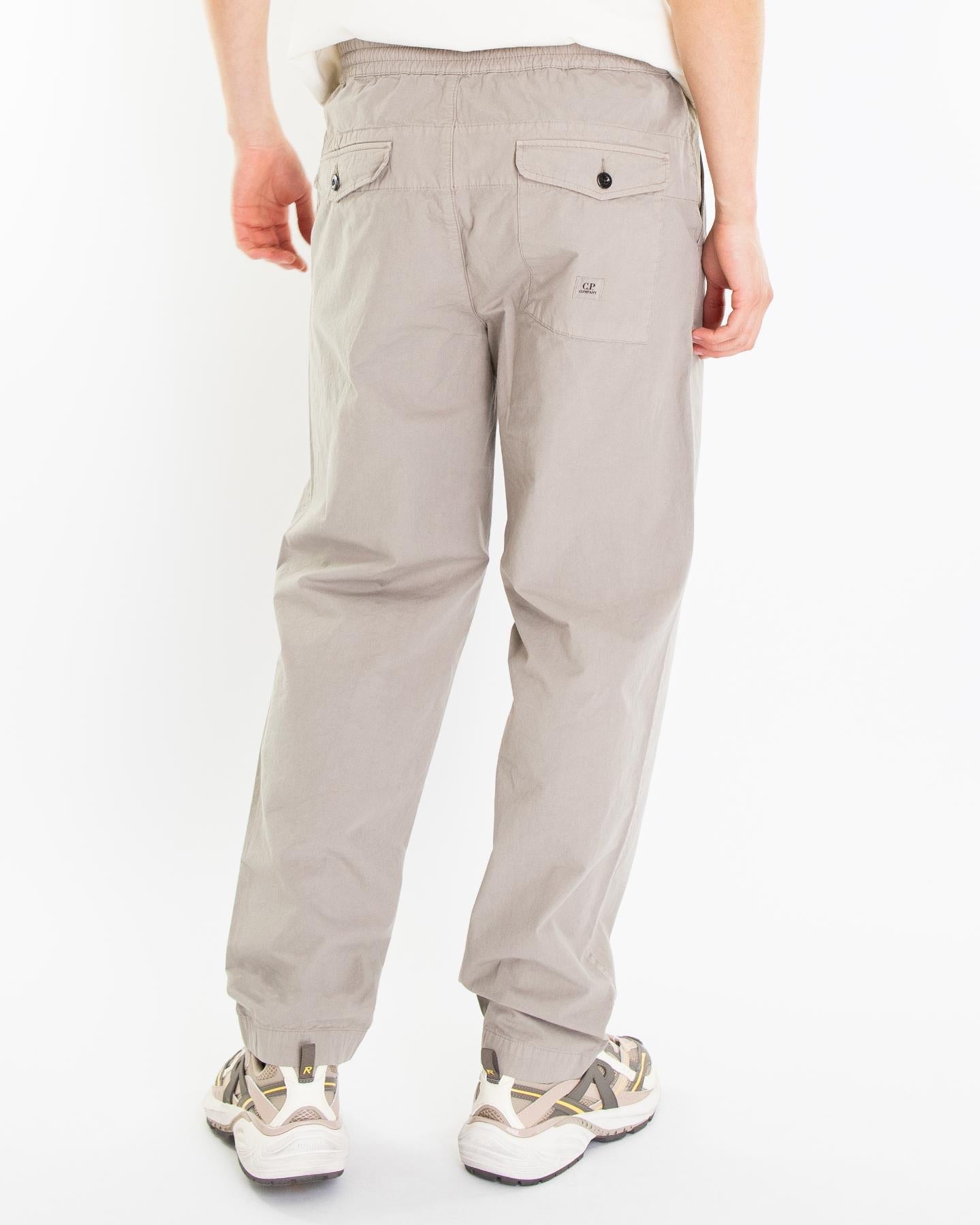 C.P.Company Heren Microreps Loose Pant Beige - Eleganza.nl