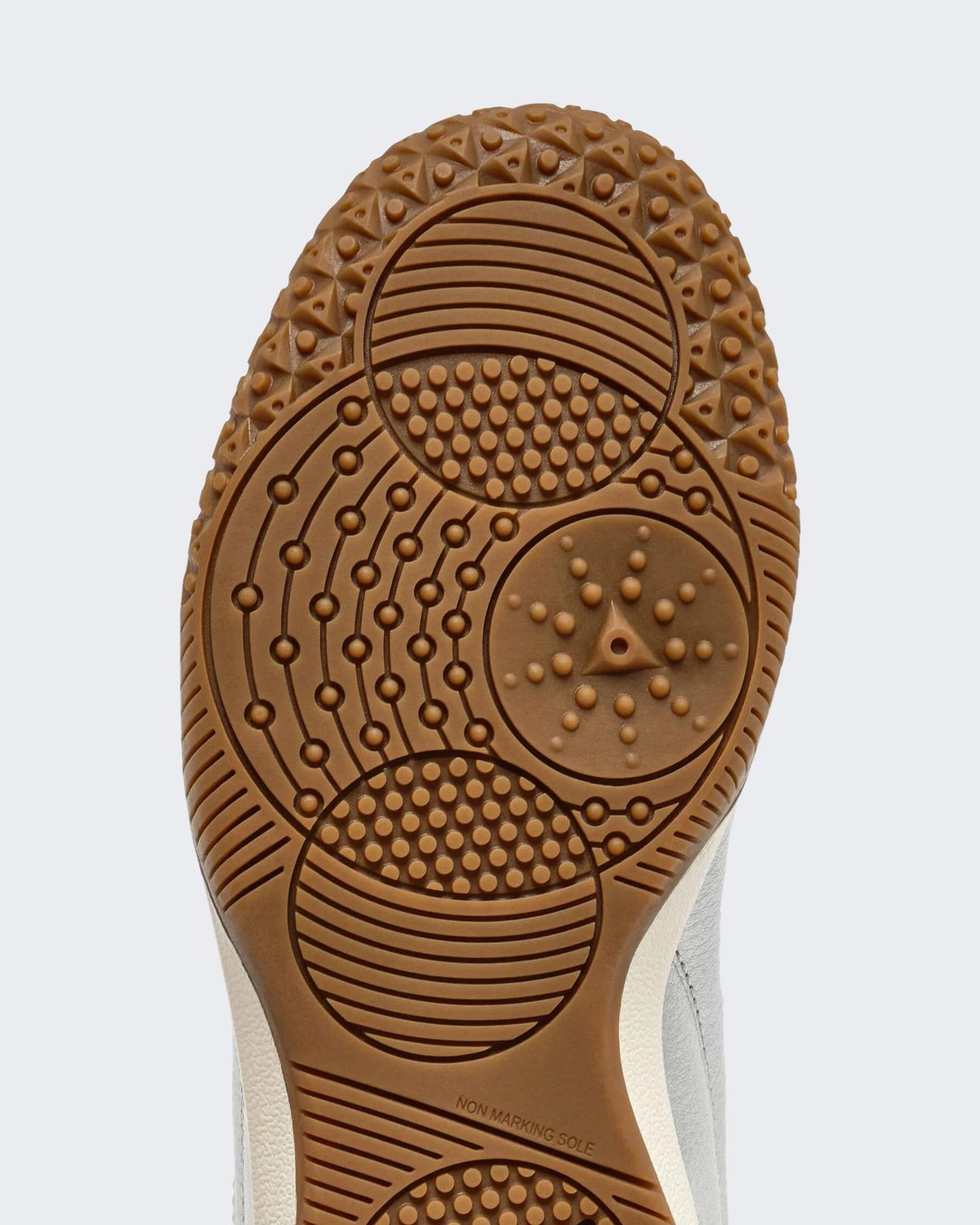Dames Gold Indoor Sneaker Metallic