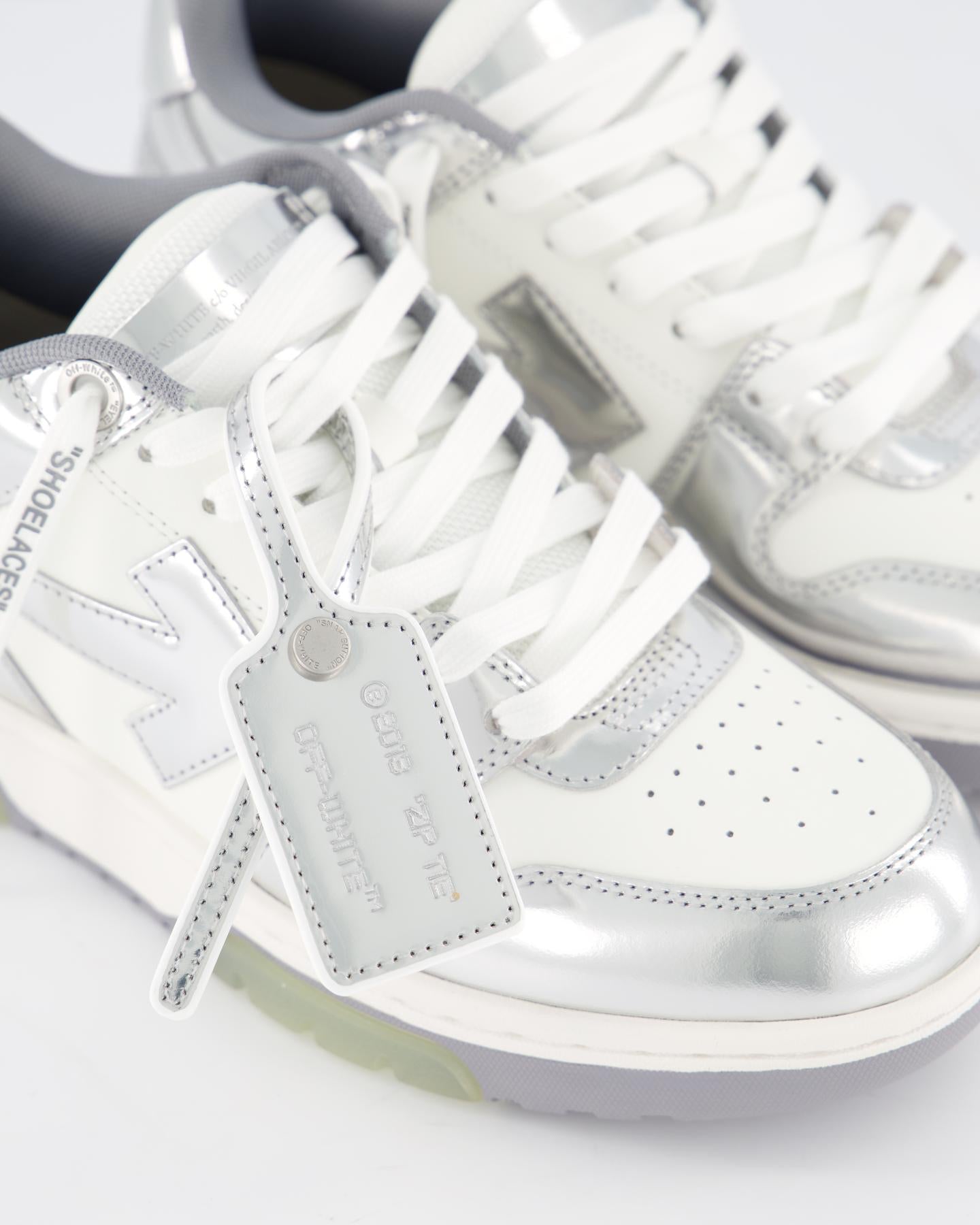 OFF WHITE Dames Out Of Office