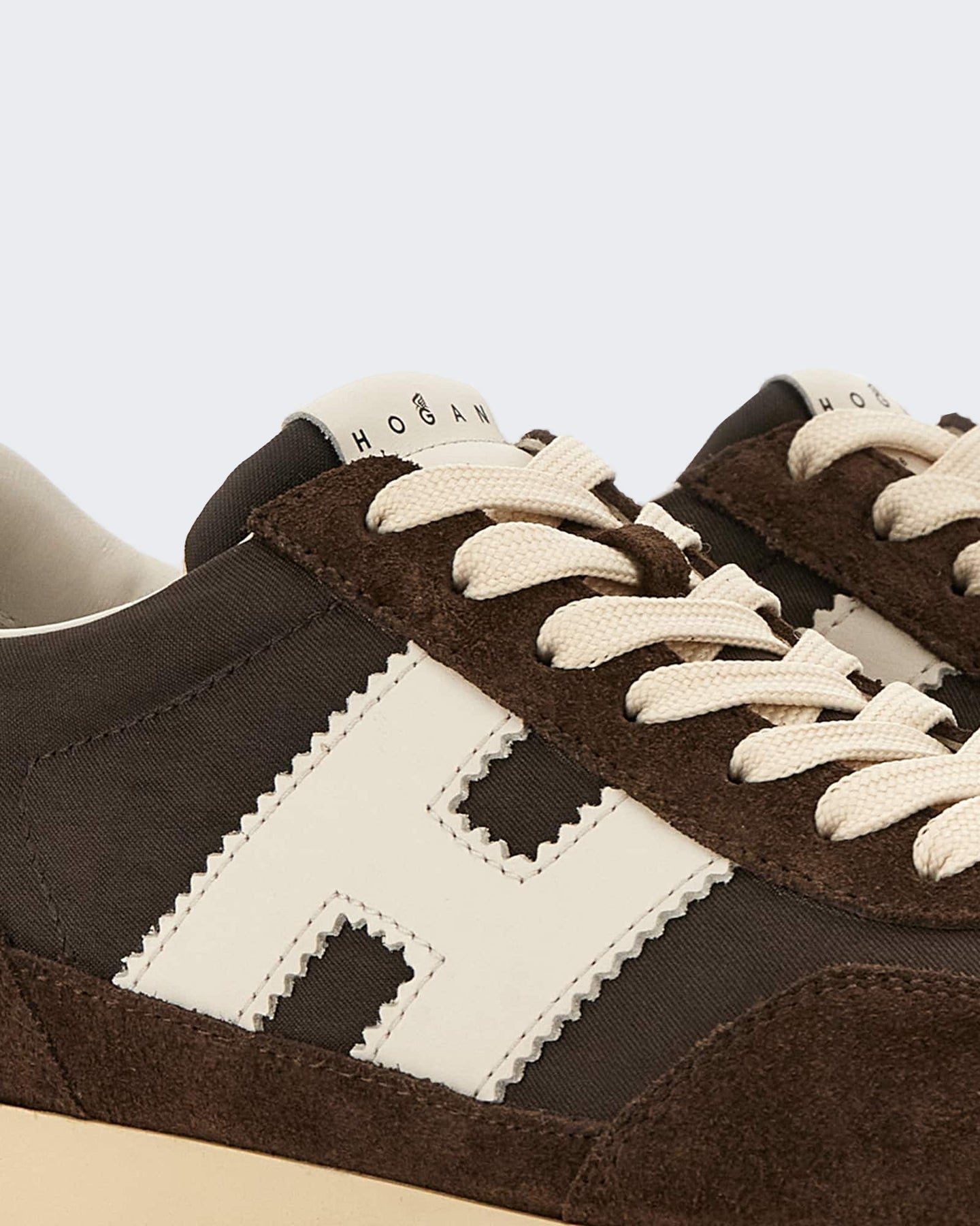 Hogan Dames Sneaker met vetersluiting H727 Rood - Eleganza.nl