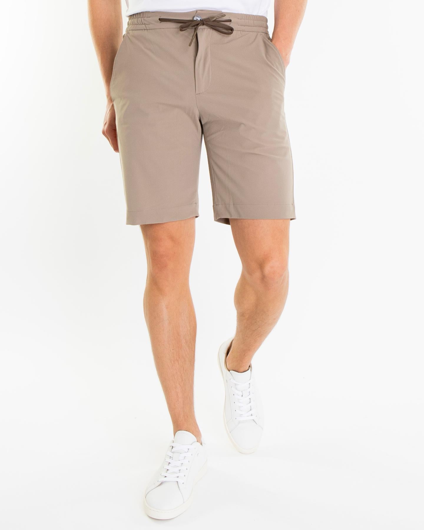 Heren Tech Stretch Short Beige