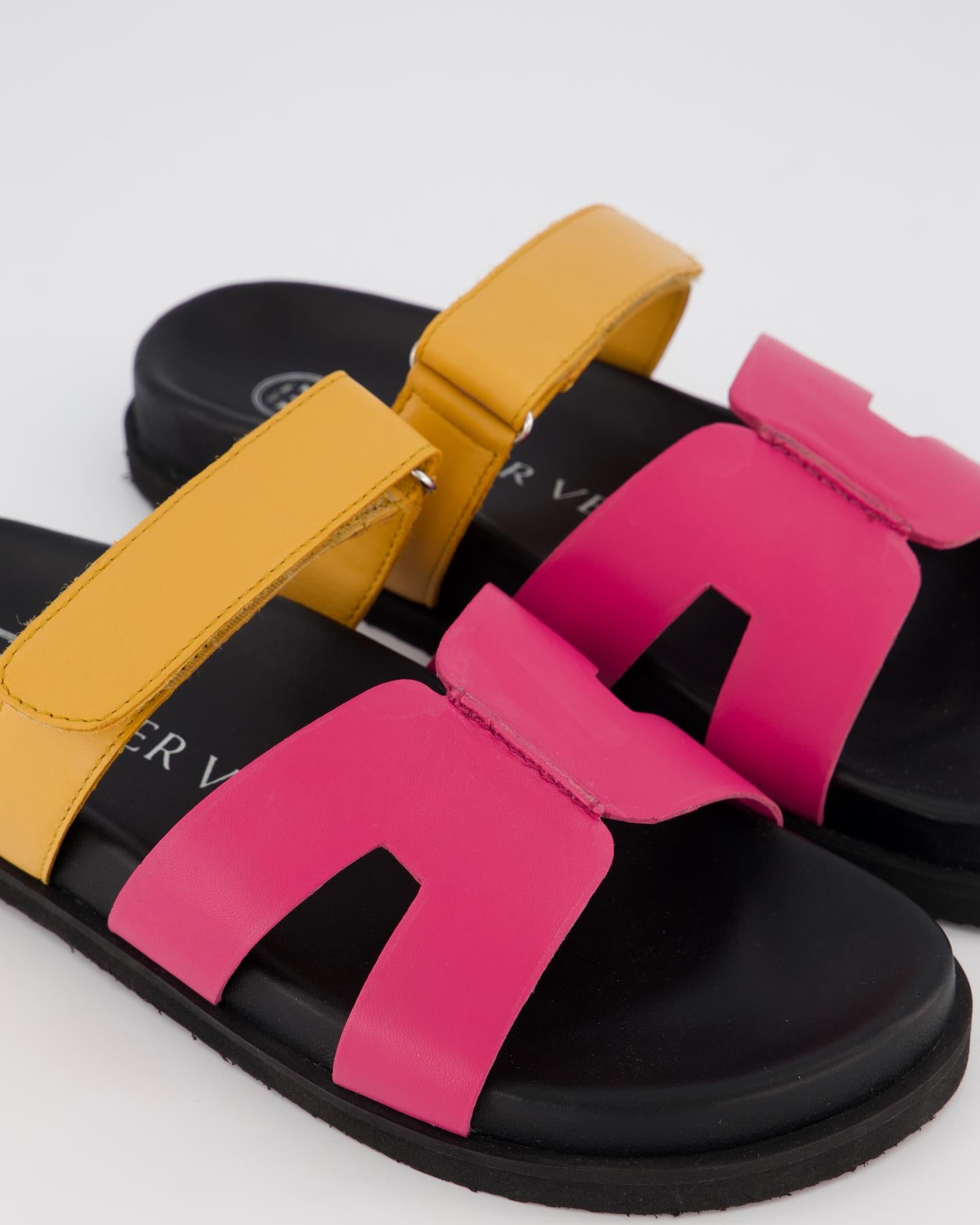 Dames Ibiza Slipper Zwart/Fuxia