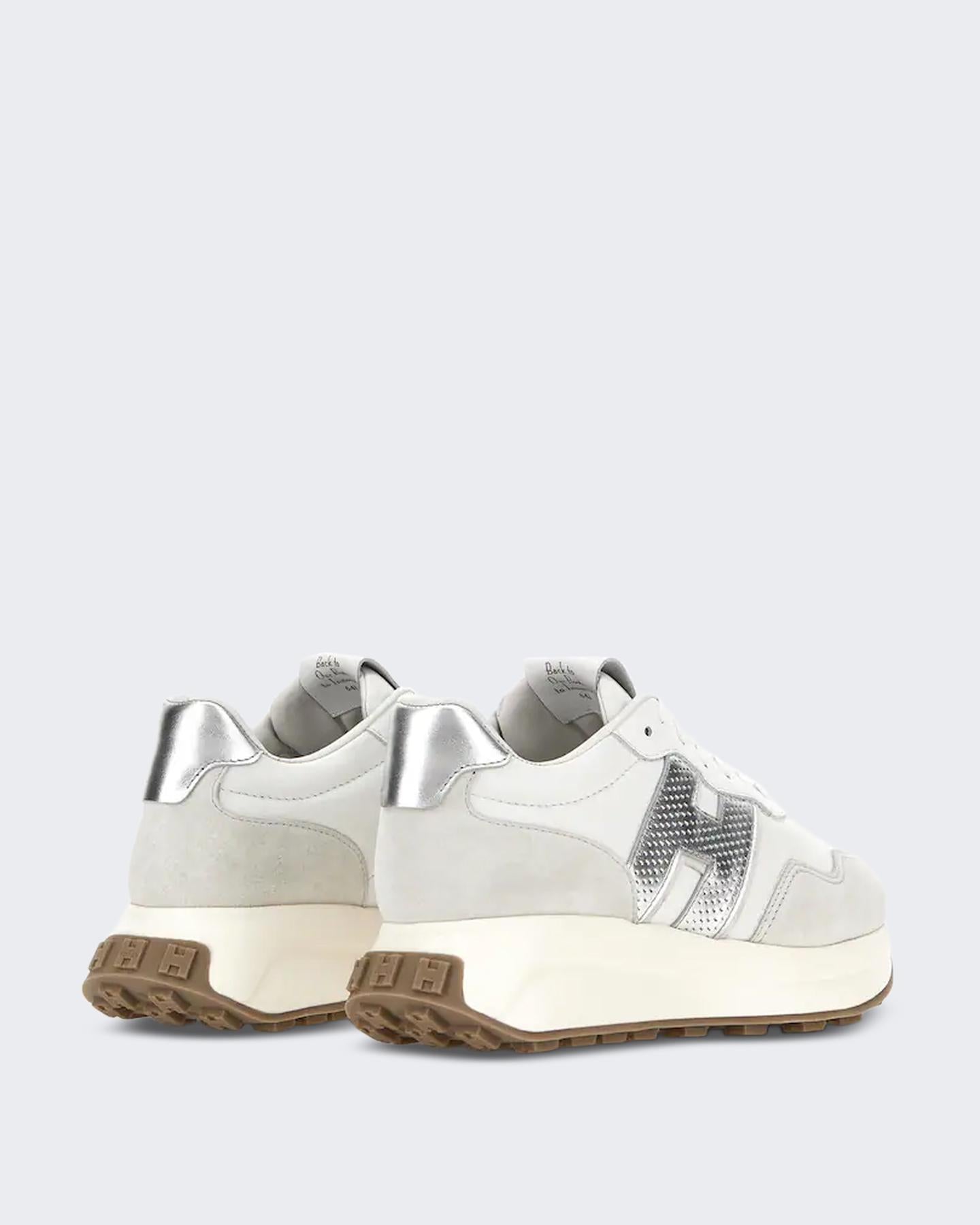 Hogan Dames H641 Allacciato H Punzonata