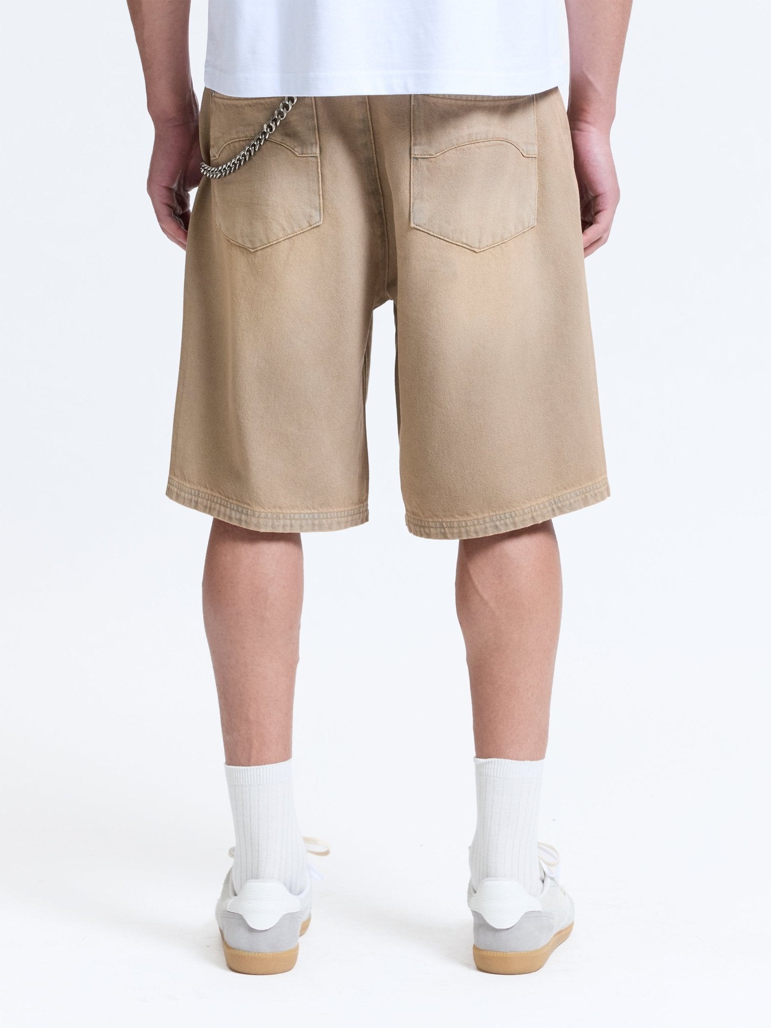Reternity Heren Essential jeansshort Beige - Eleganza.nl