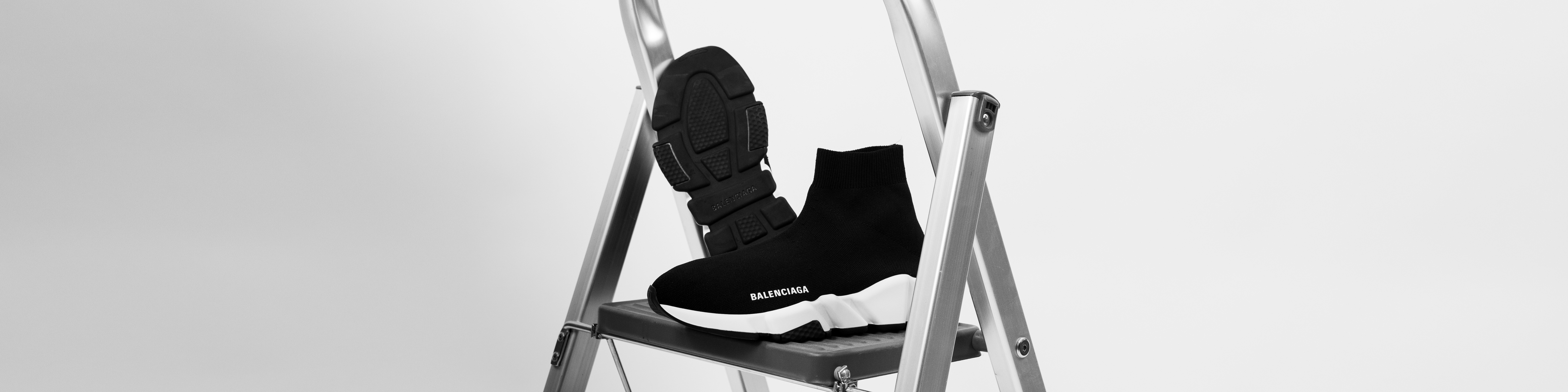 Order Balenciaga shoes and clothing online at Eleganza
