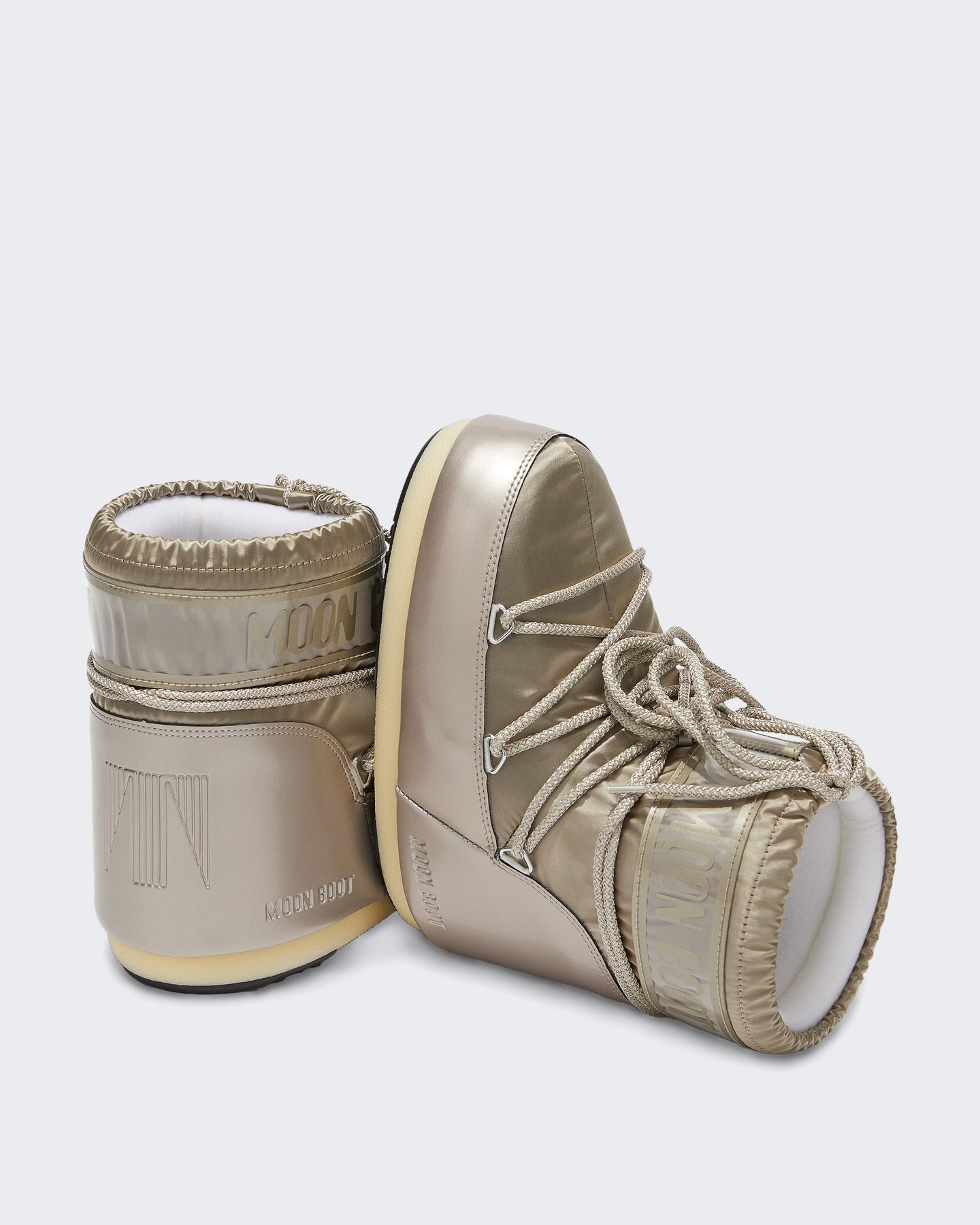 Women's Mb Icon Low Glance-Platinum B003