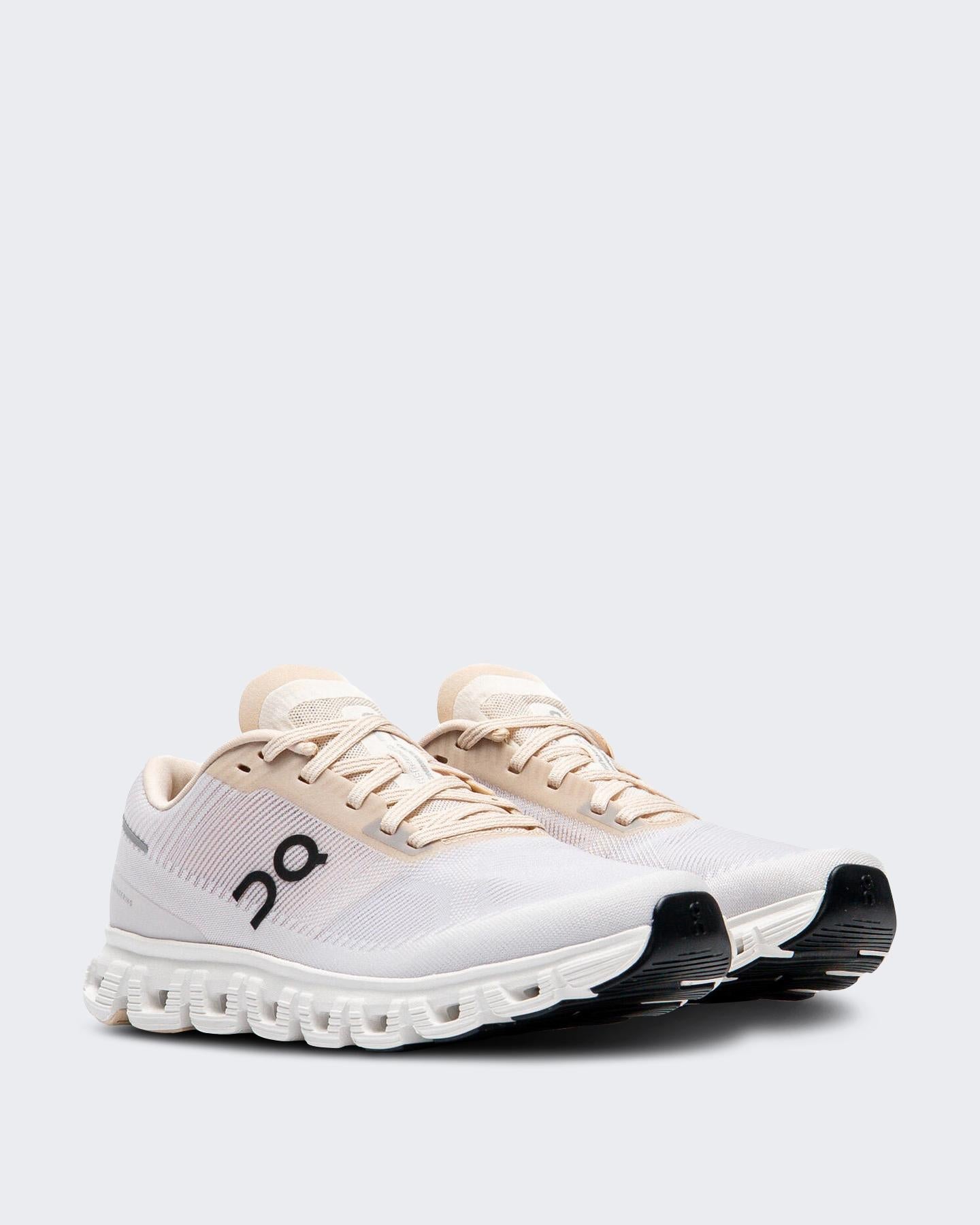 On Dames Cloud 6 Push