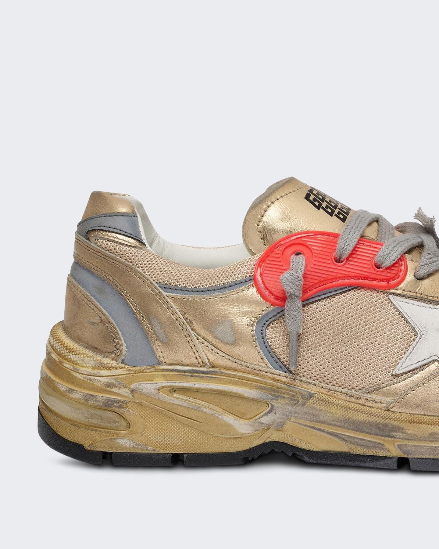 Dames Running Dad