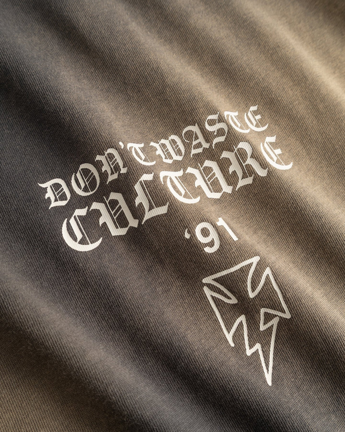 Don't Waste Culture Heren T-shirt met verwassen grijs effect - Eleganza.nl