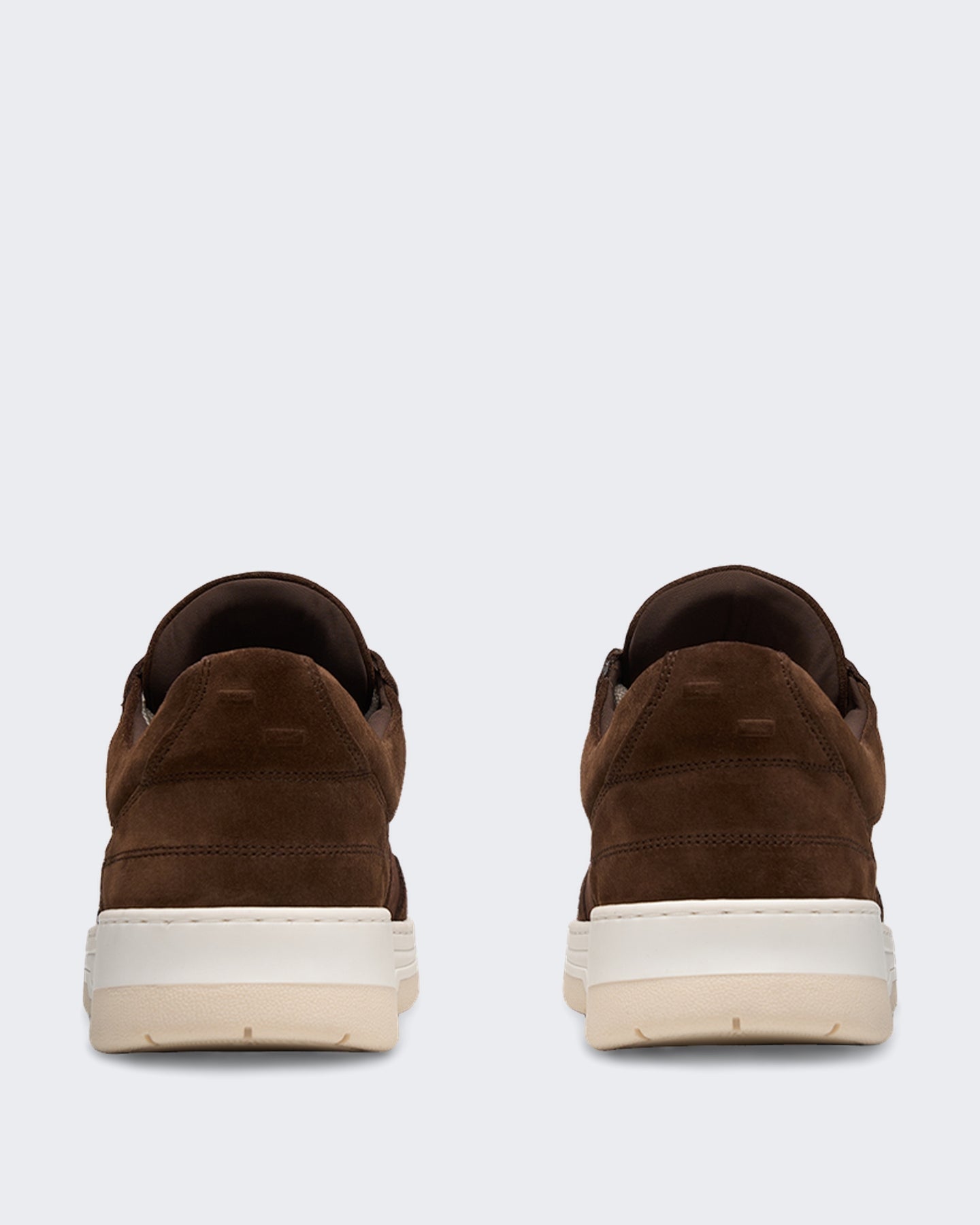 Filling Pieces Heren Low Vise suède sneaker in Chocoladebruin - Eleganza.nl