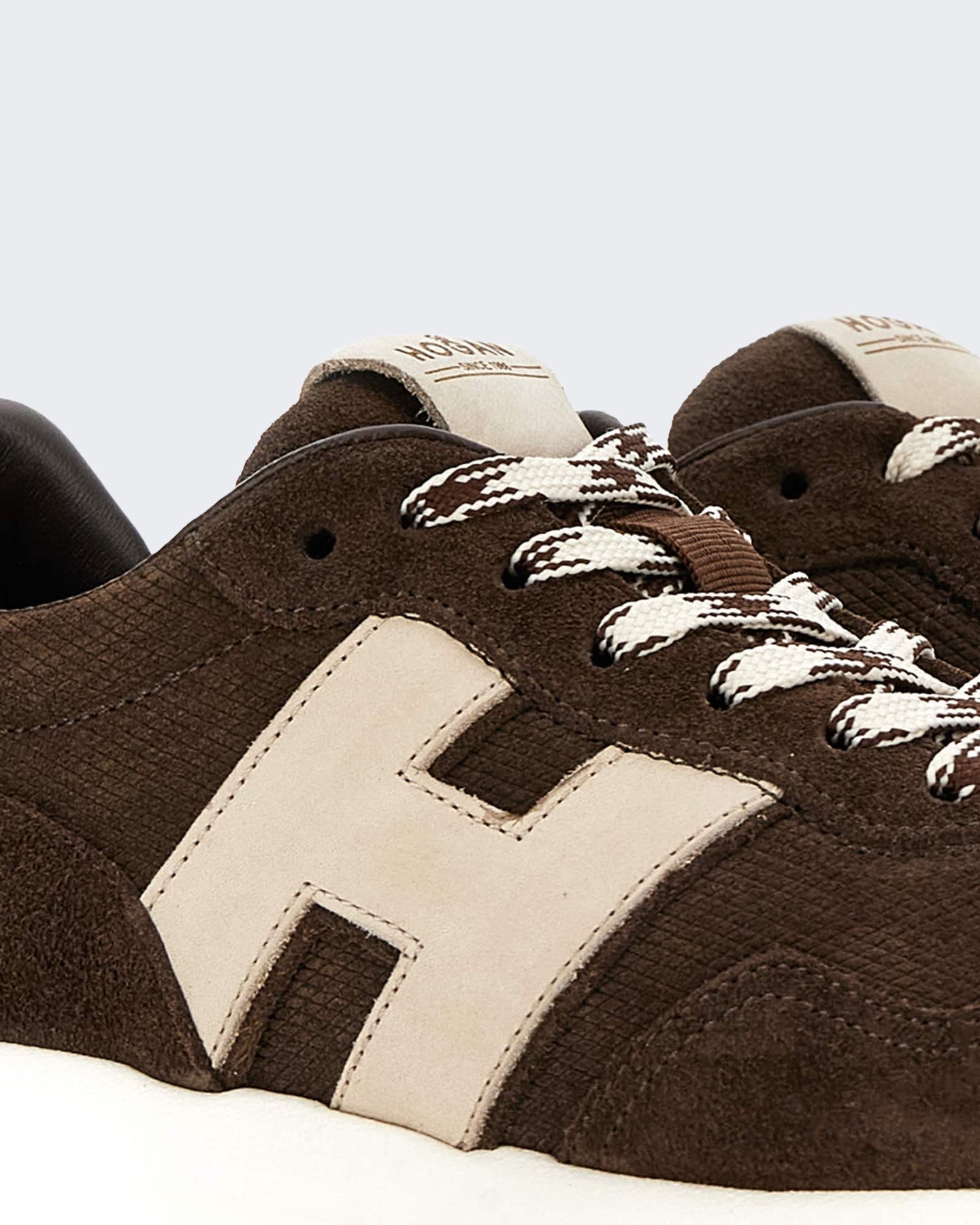 Hogan Dames Sneaker - H641 Allacciato H Patch-Brown Bruin (3) - Eleganza.nl
