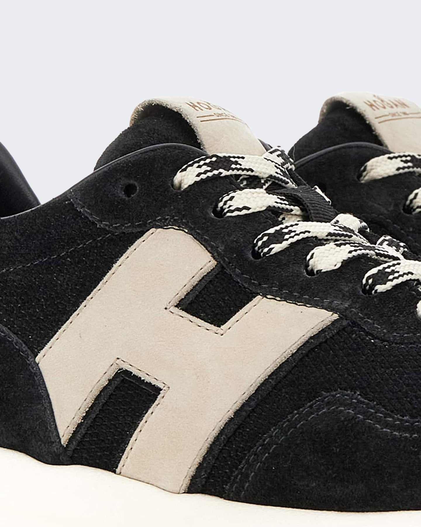 Hogan Dames Sneaker - H641 Allacciato H Patch-Brown Bruin - Eleganza.nl