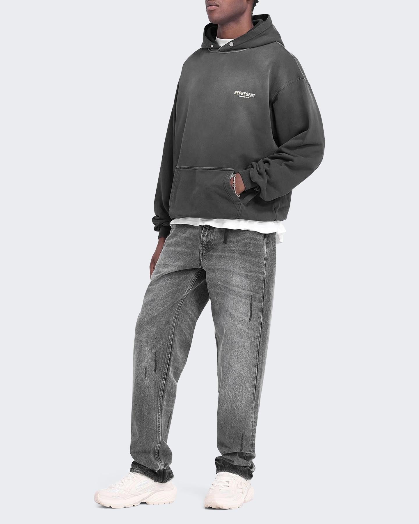 Represent Heren Represent Owners Club Hoodie - Eleganza.nl