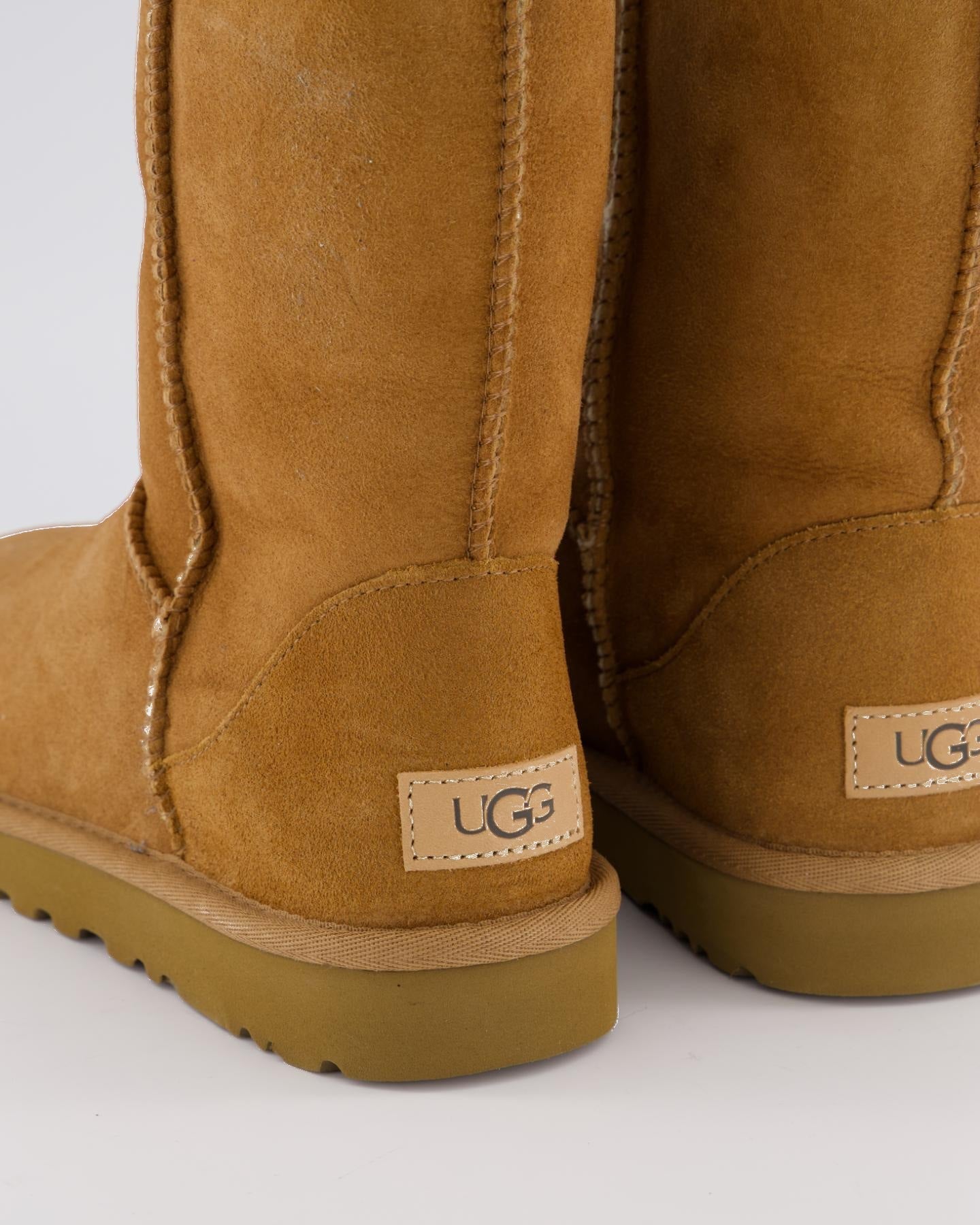 UGG Dames Classic Short II Chestnut - Eleganza.nl
