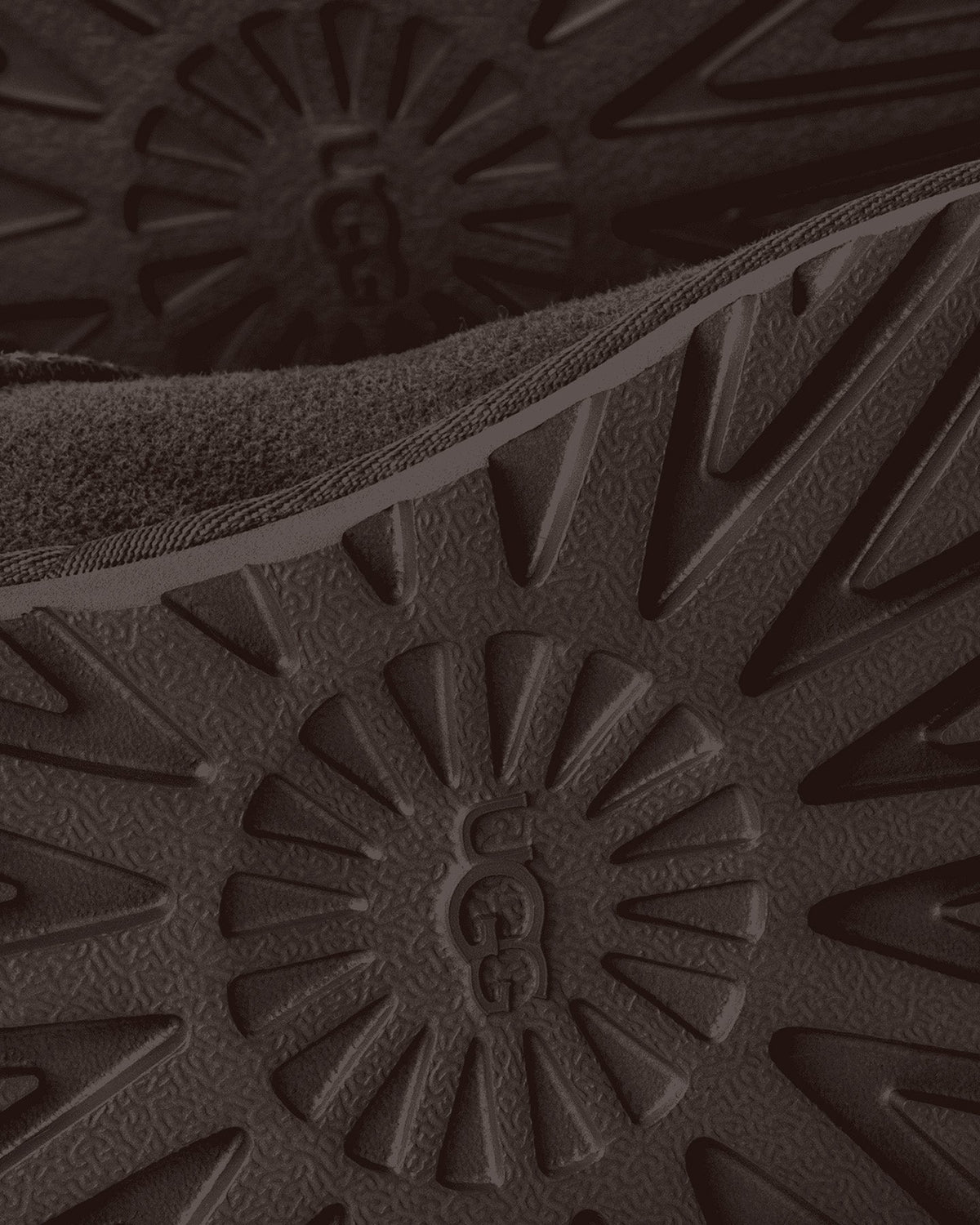 UGG Dames Classic Ultra Mini korte laars Chocoladebruin - Eleganza.nl