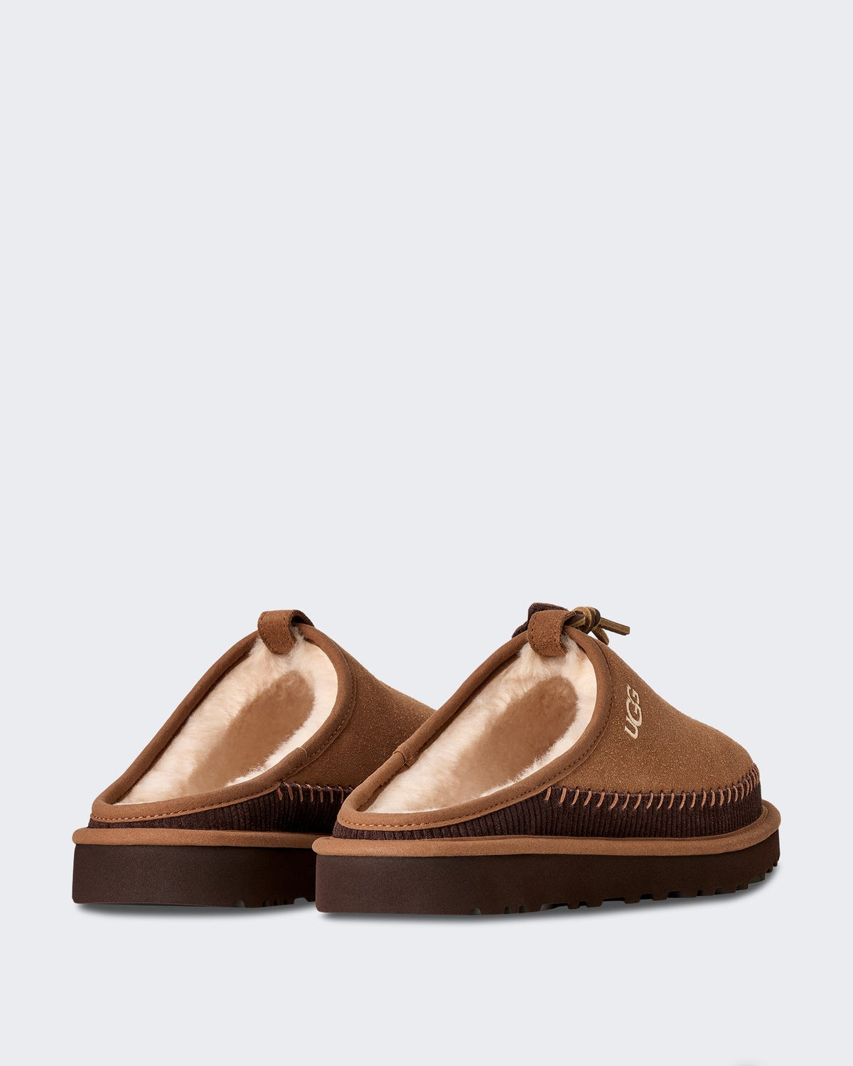 UGG Heren Classic Heritage instapper slipper Beige - Eleganza.nl