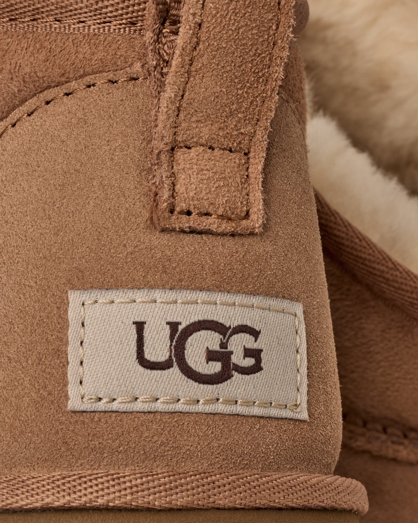 UGG Heren Classic Ultra Mini korte laars Beige - Eleganza.nl