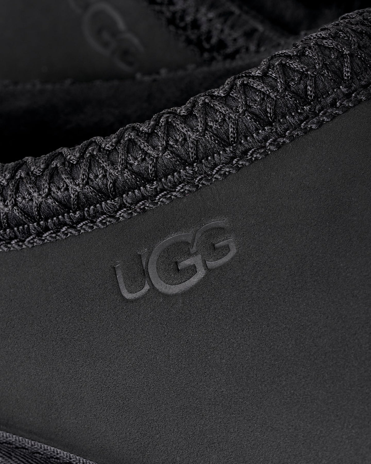UGG Heren Slipper van nubuck leer Zwart - Eleganza.nl