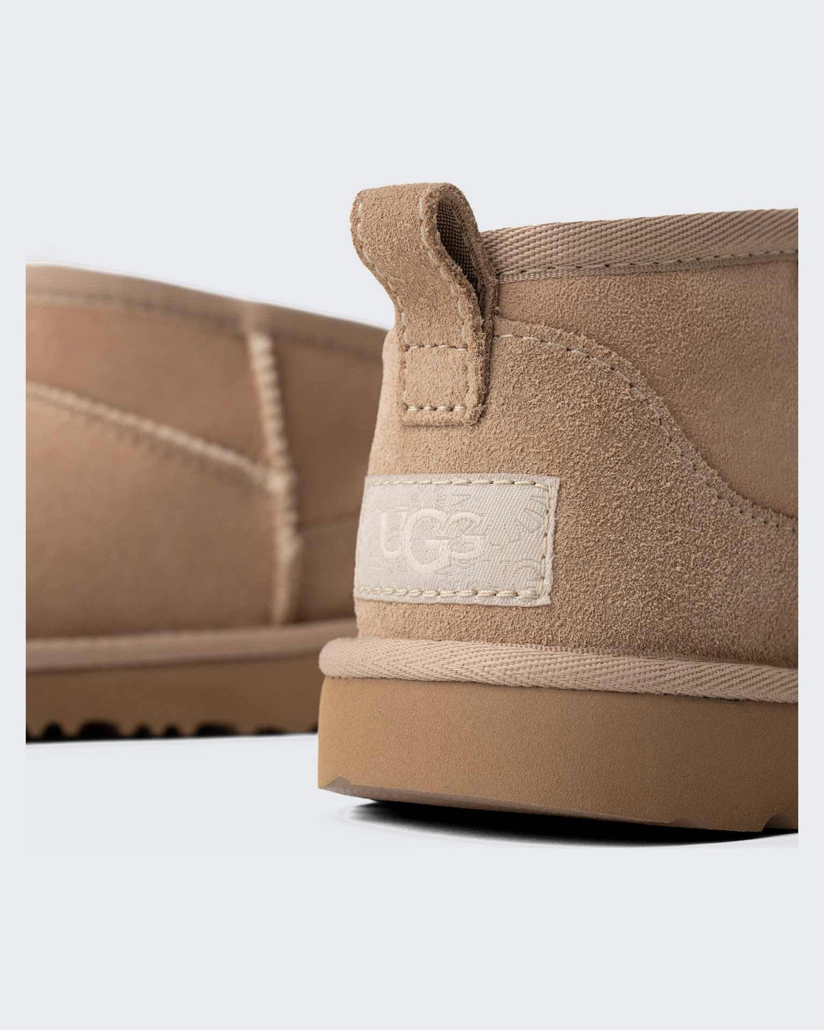 UGG Kids Classic Ultra Mini Sand - Eleganza.nl